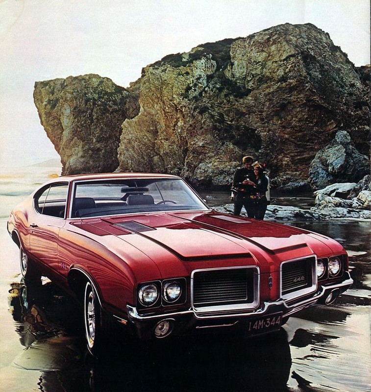 1972 Oldsmobile Full-Line Brochure Page 24